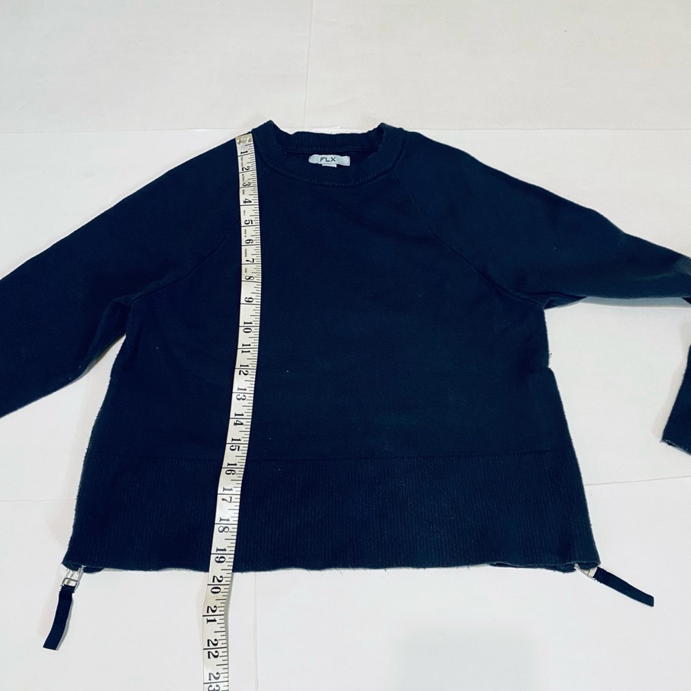 ⭐️FLX Navy Blue Women's Top - Picture 10 of 12